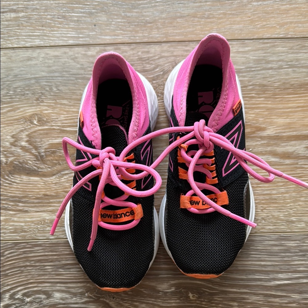 New Balance Black and Pink Sneakers - Picture 6 of 9
